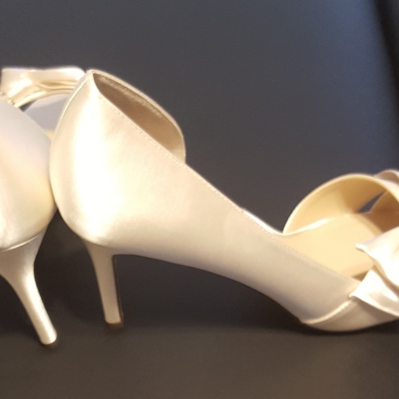 nina forbes ii heels